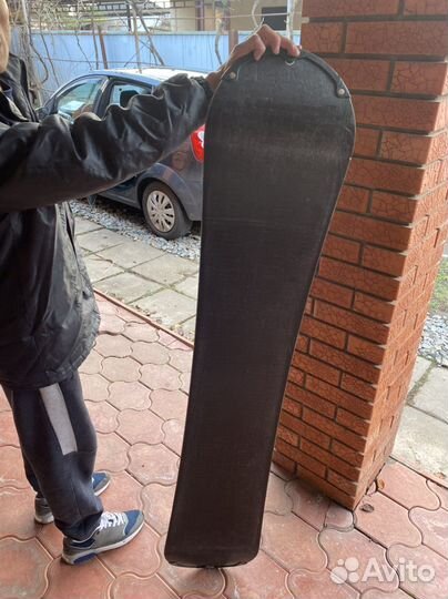 Крепление и сноуборд зимние катания