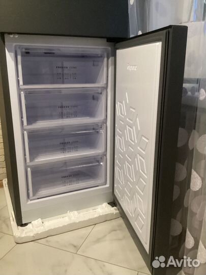 Холодильник бирюса