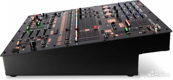 Аналоговый синтезатор Behringer 2600 новый