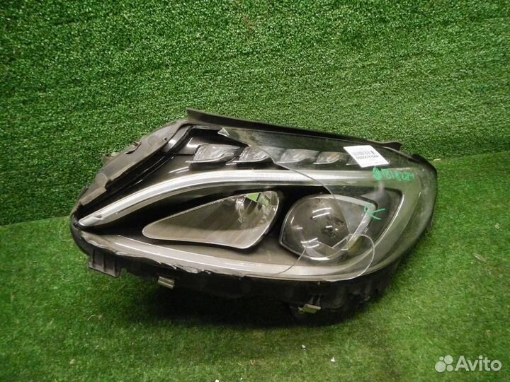 Фара левая Mercedes-Benz C-Class