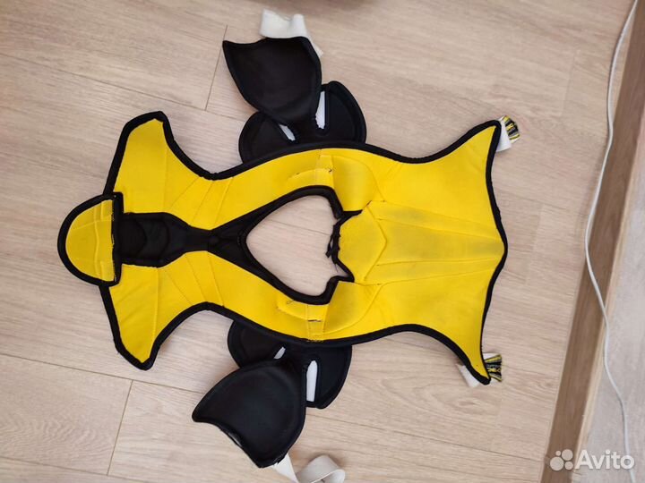 Хоккейная форма налокотники нагрудник наколенники