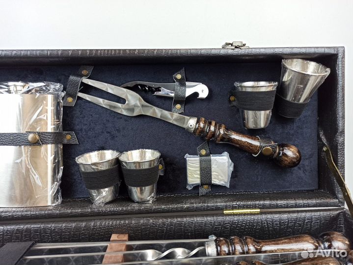 Набор в коробке из кож/зам 