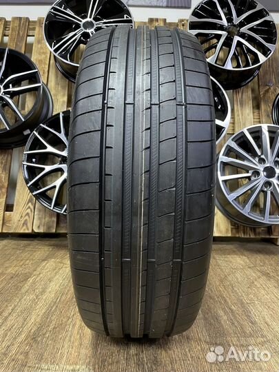 Goodyear Eagle F1 Asymmetric 3 SUV 295/35 R21 107Y