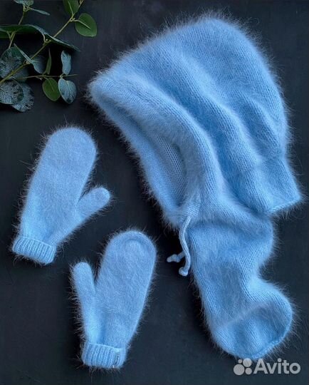 Коплект капор и варежки