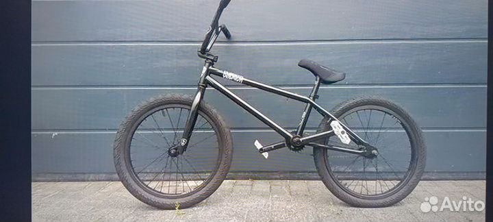 Трюковой велосипед BMX