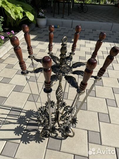 Кованная подставка для шампуров