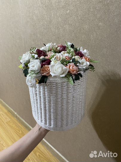 Корзина плетеная с крышкой