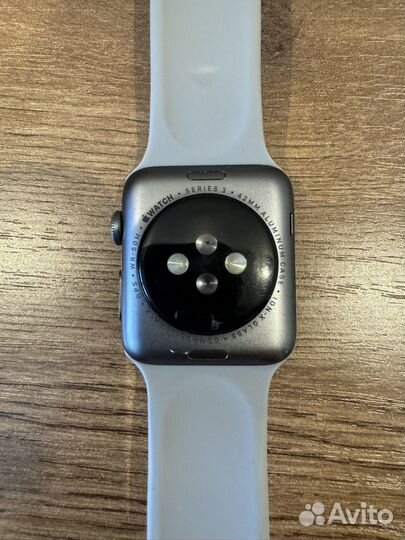 Часы apple watch series 3 42 mm