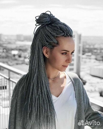 Плетение косичек зизи