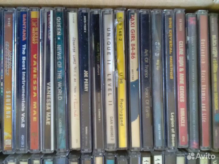 Виниловые пластинки, CD-диски