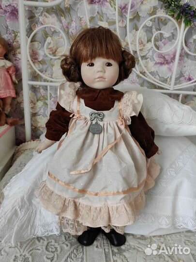Коллекционная кукла