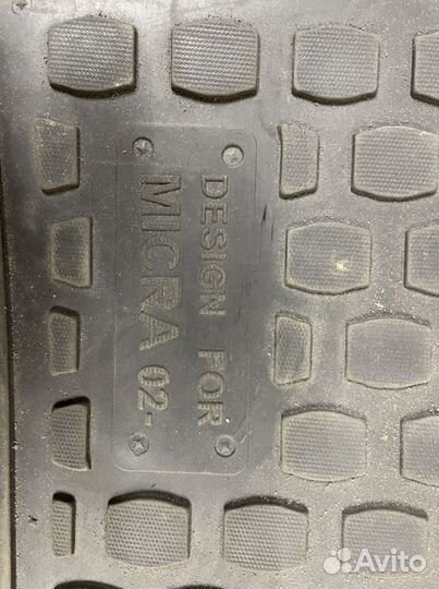 На Nissan Micra Коврики салонные резиновые