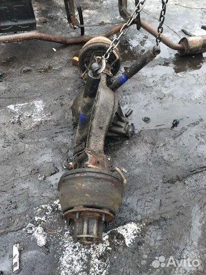 Isuzu elf задний мост б.у узкий