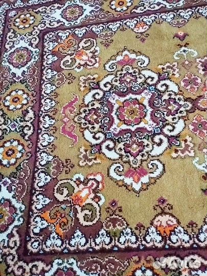 Шерстяной ковер (не был в употреблении)