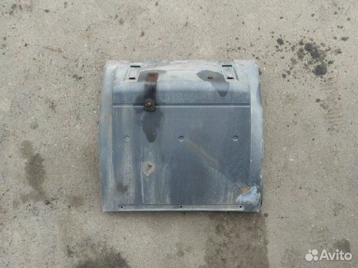 Крыло заднее переднее Man Tgx