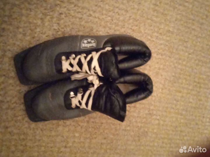 Лыжные ботинки botas 42-43