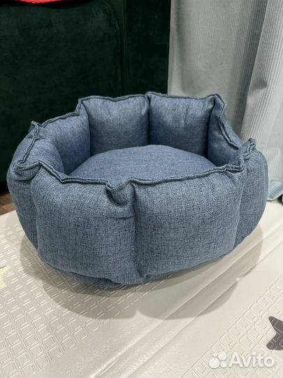 Лежанка для собак и кошек