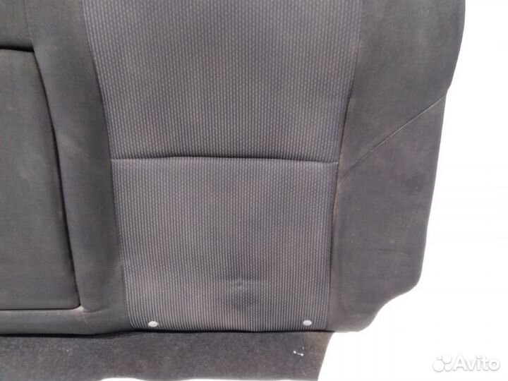 Спинка сиденья левая Mazda 3 BL 2008-2013