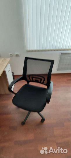 Компьютерное офисное кресло