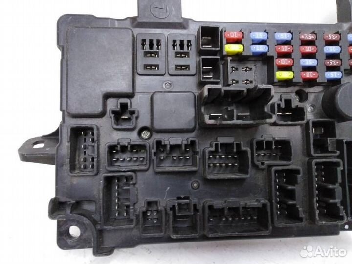 Блок предохранителей