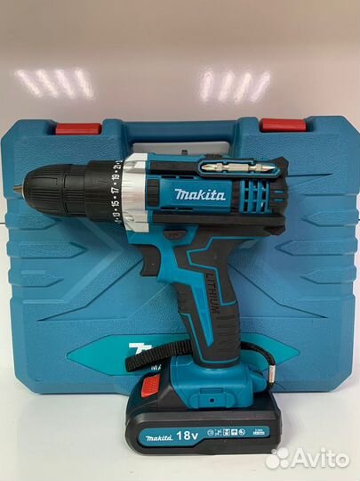 Шуруповерт Makita 18V