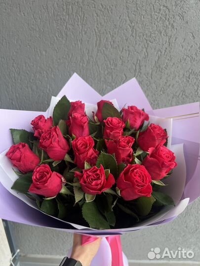 Букеты из 15,27,51,101 роз