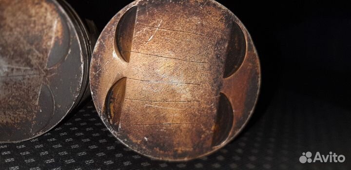 Поршни на bmw E53 m62 4,6