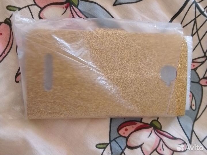 Чехлы на телефон новые