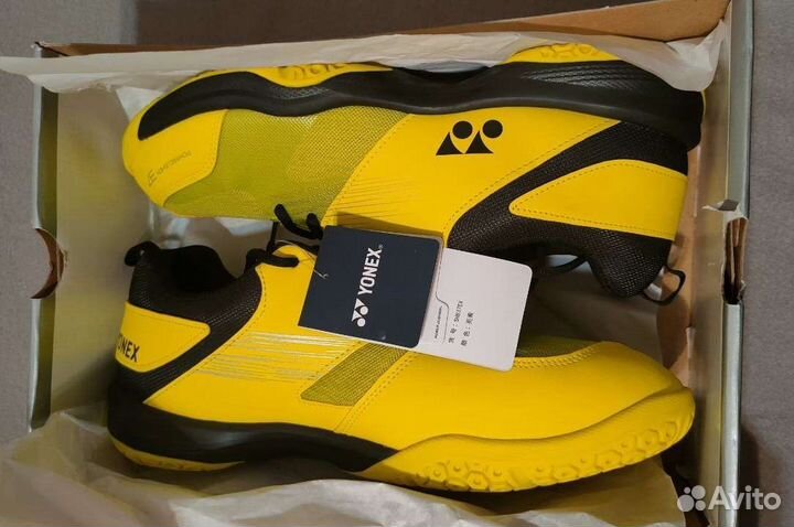 Кроссовки Yonex power cusion