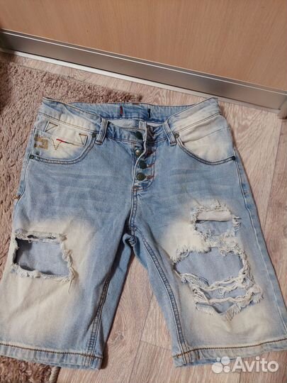 Джинсовые шорты
