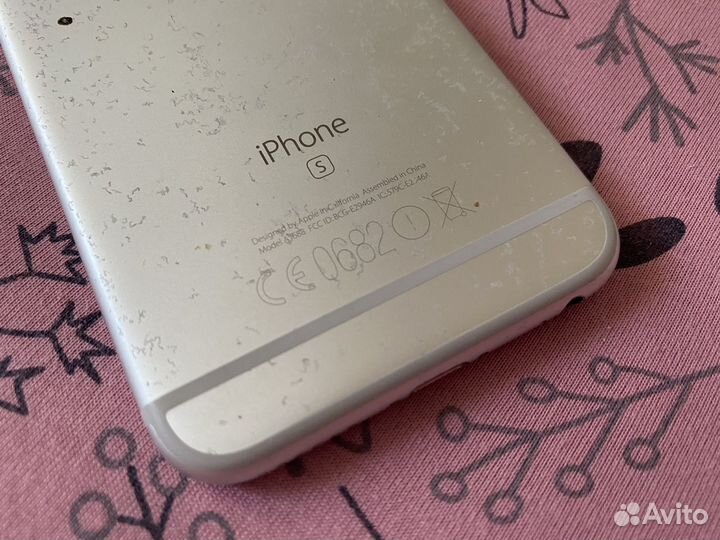 iPhone 6S, 64 ГБ