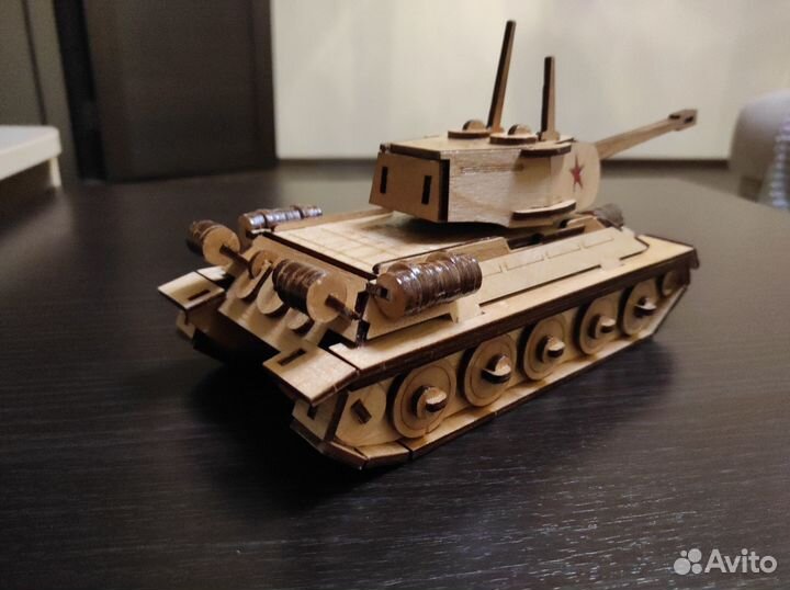 Деревянные модели военной техники