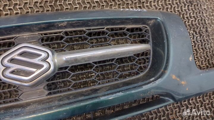 Решетка радиатора Suzuki Grand Vitara, 1999