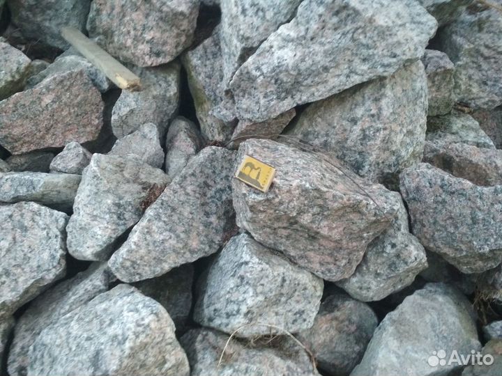 Гранитный бут крупный