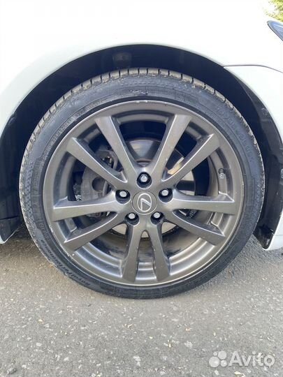 Комплект летних колес R18 Lexus оригинал