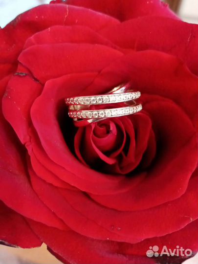 Серебряное кольцо