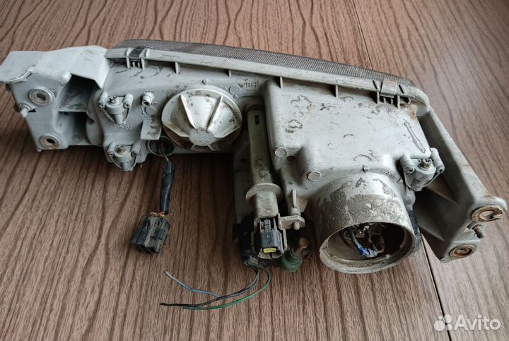 Фара правая Mazda 626 GE 1992-1997