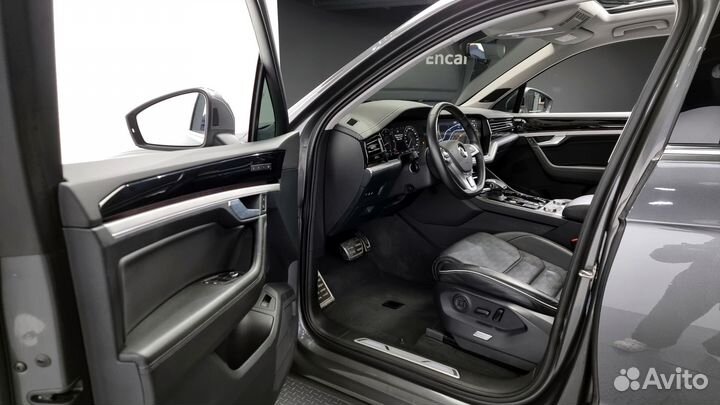 Volkswagen Touareg 3.0 AT, 2020, 49 234 км
