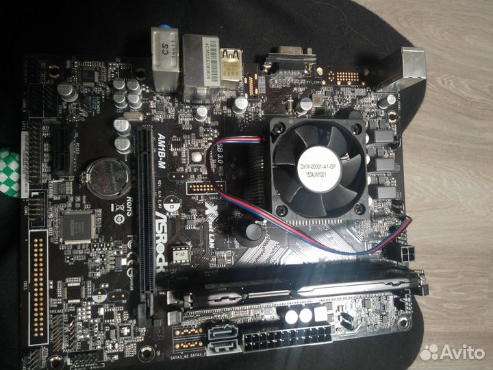 Материнская плата