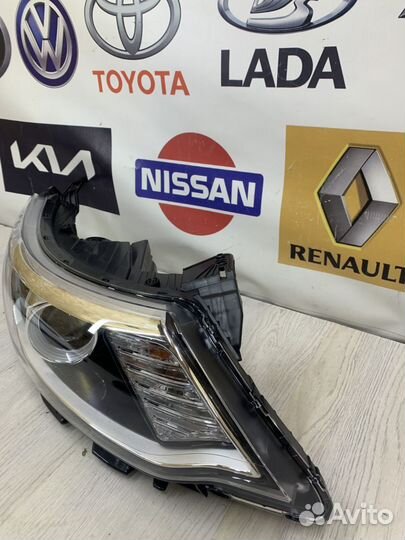 Фара Kia RIO 3 Прав