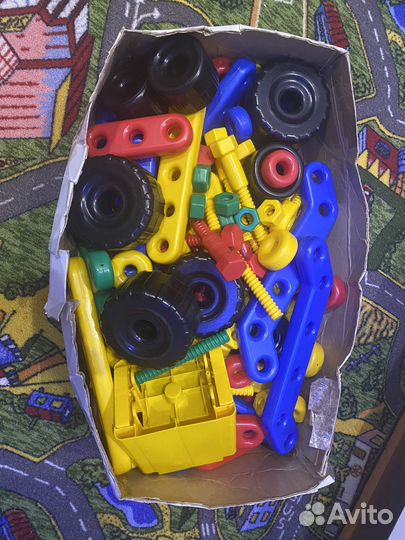 Детский конструктор вик