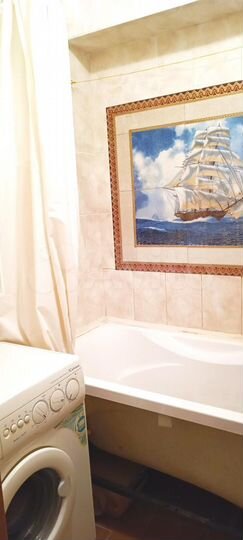 2-к. квартира, 42 м², 3/5 эт.