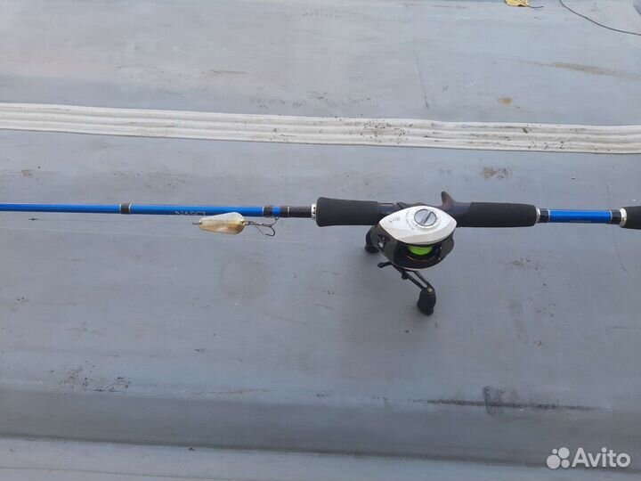 Продам кастинговую снасть,спининг шимано