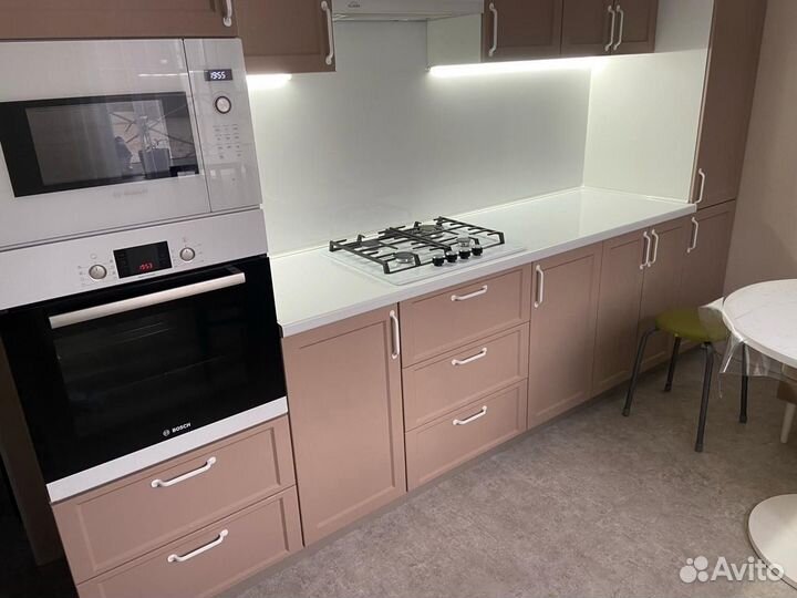 Кухня по индивидуальному заказу