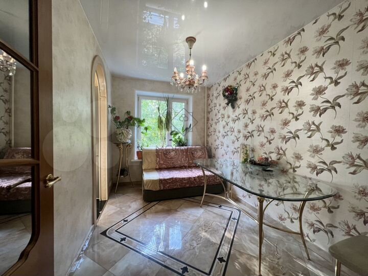 Комната 18 м² в 2-к., 4/9 эт.