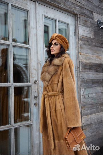 Норковая шуба с мехом куницы