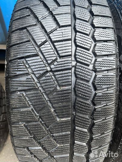 Gislaved Soft Frost 200 SUV 215/55 R17 98T