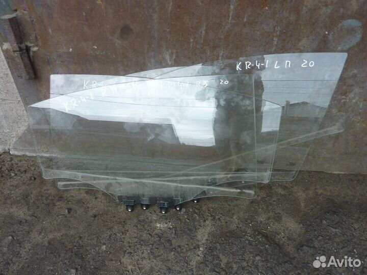 Kia rio 4 стекло двери заднее левое 2020г