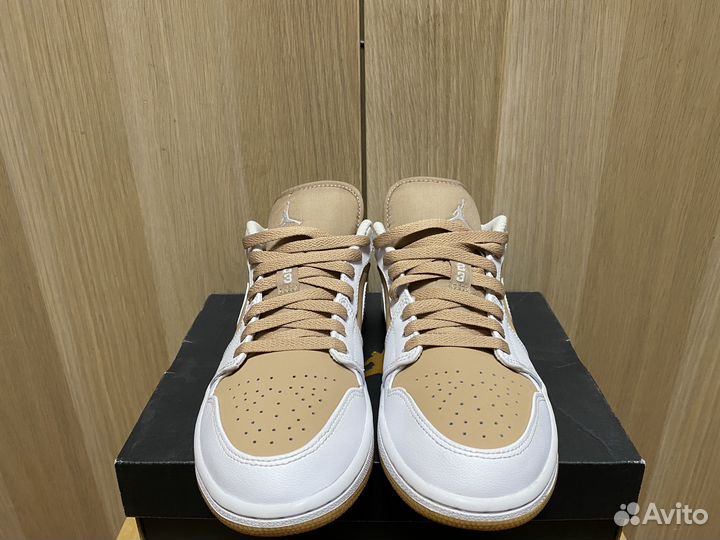 Air Jordan 1 Hemp White