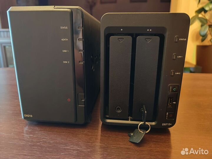 NAS Synology DS713+ и DX213 (в комплекте)